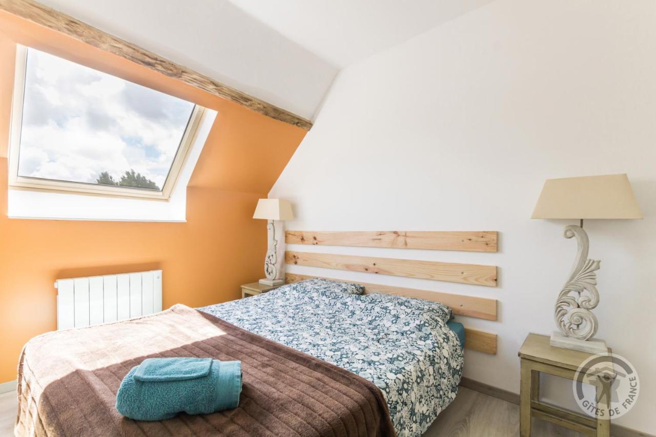 Le Jardin Des Fees Bed & Breakfast Savigny-le-Vieux Eksteriør bilde